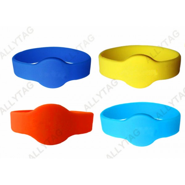 Passive NFC Tag13.56mhz RFID Silicone Wristband Waterproof For Mental Hospital